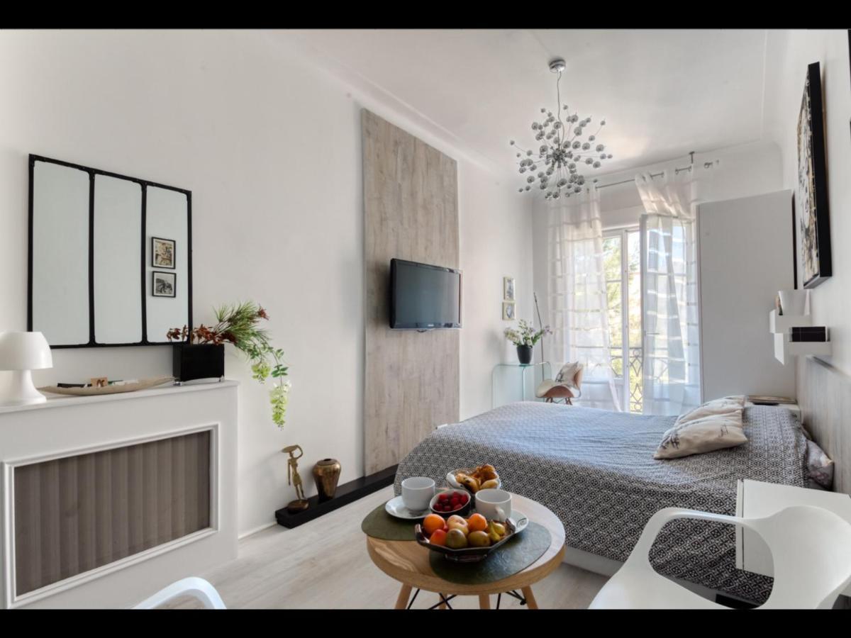 La Croisette - Superbe Studio Au Mythique Palais Miramar Cannes Exterior foto