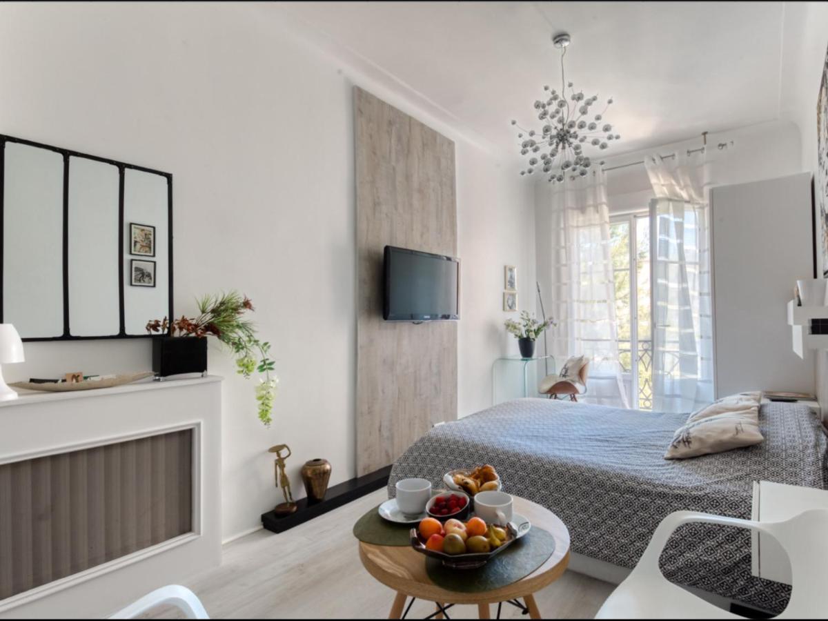 La Croisette - Superbe Studio Au Mythique Palais Miramar Cannes Exterior foto